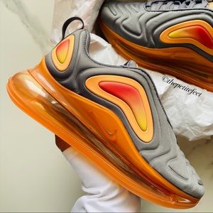NWT Nike Air Max 720 sneakers shoes